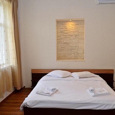 Guest House Anelim Veliko Tŭrnovo Eksteriør bilde