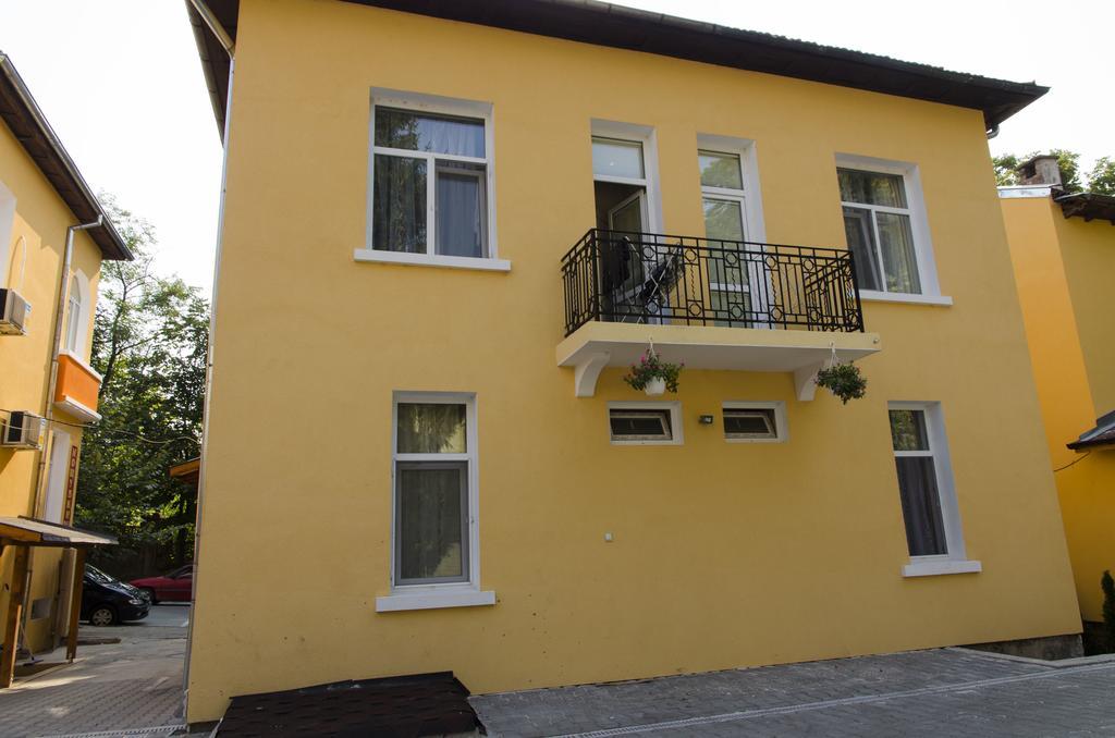 Guest House Anelim Veliko Tŭrnovo Eksteriør bilde