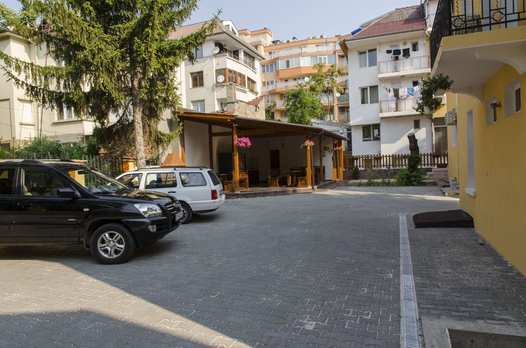 Guest House Anelim Veliko Tŭrnovo Eksteriør bilde