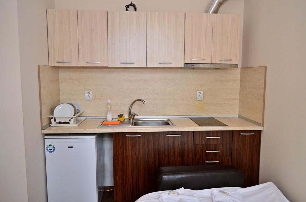 Guest House Anelim Veliko Tŭrnovo Eksteriør bilde