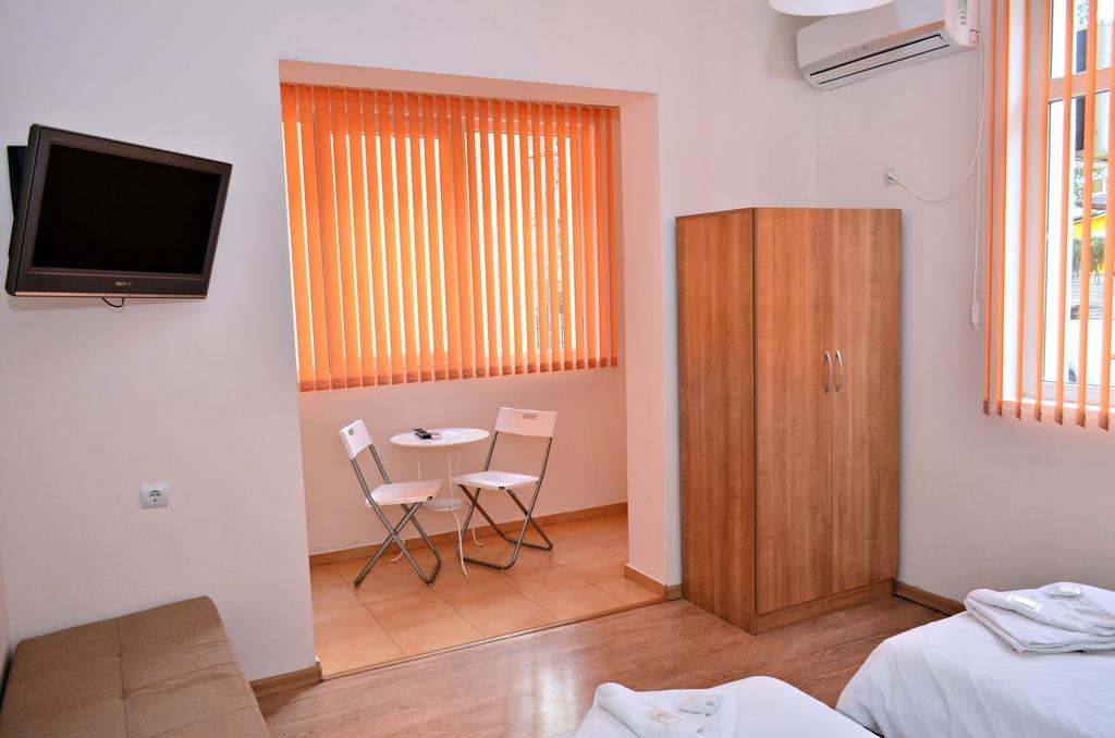 Guest House Anelim Veliko Tŭrnovo Eksteriør bilde