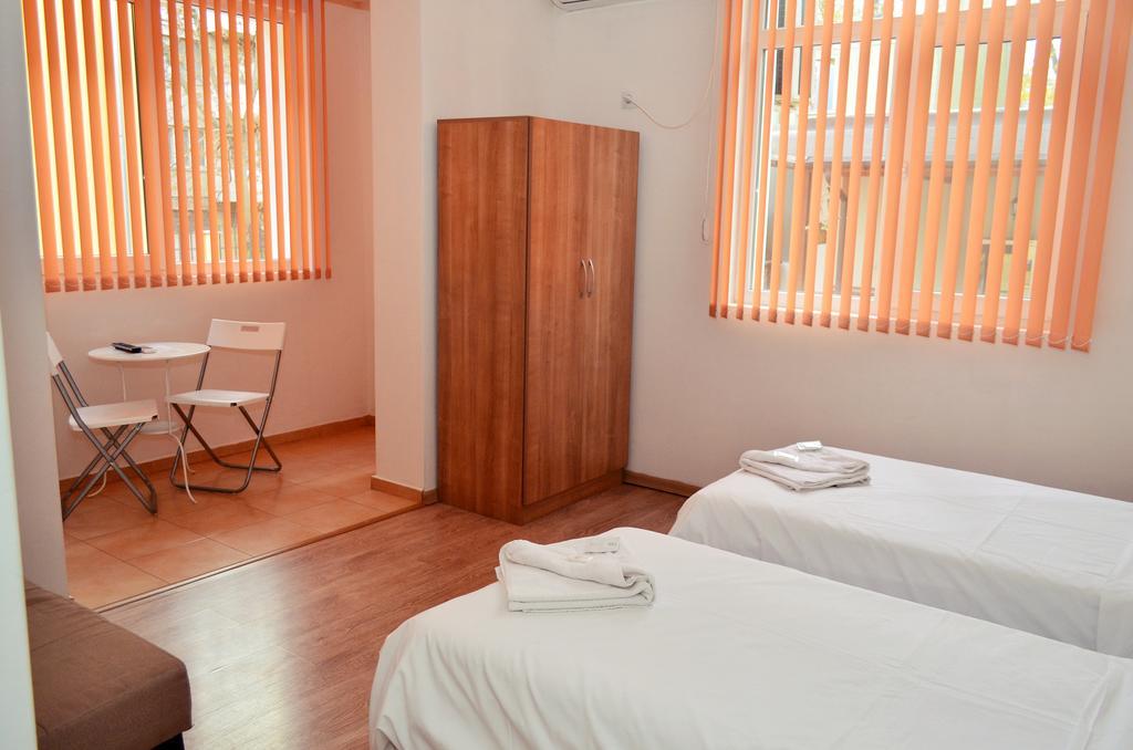 Guest House Anelim Veliko Tŭrnovo Eksteriør bilde